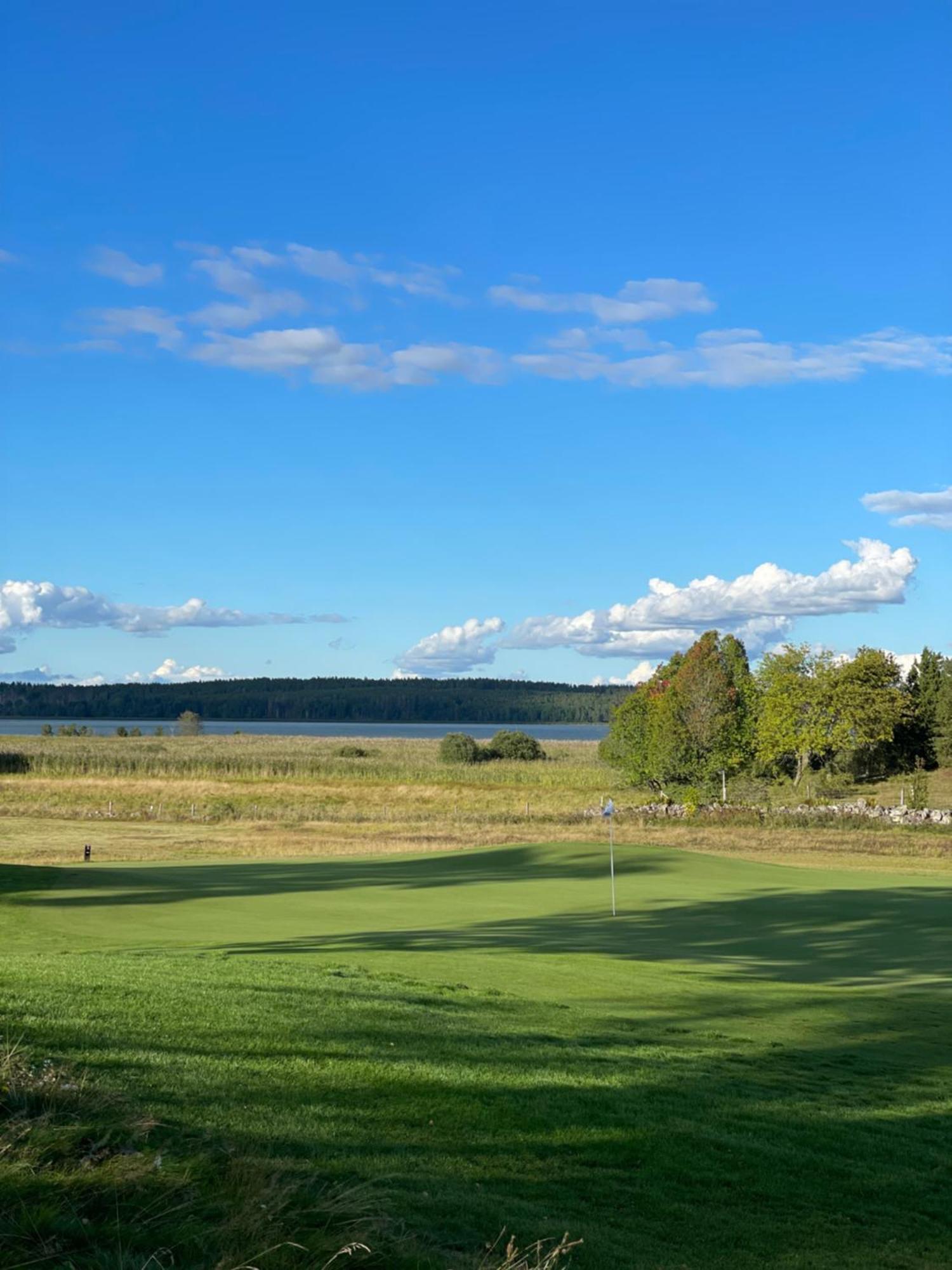 ホテル Strand Golf Harad エクステリア 写真